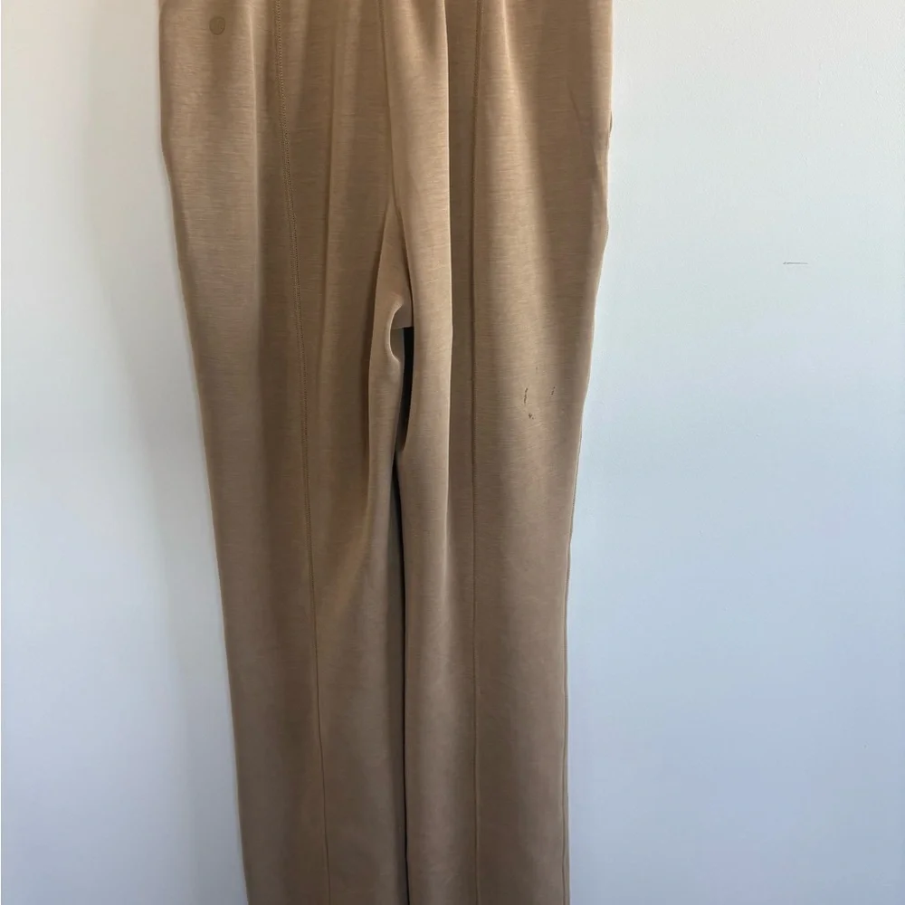 Lululemon Camel High-Waisted Pants - Picture 6 of 9
